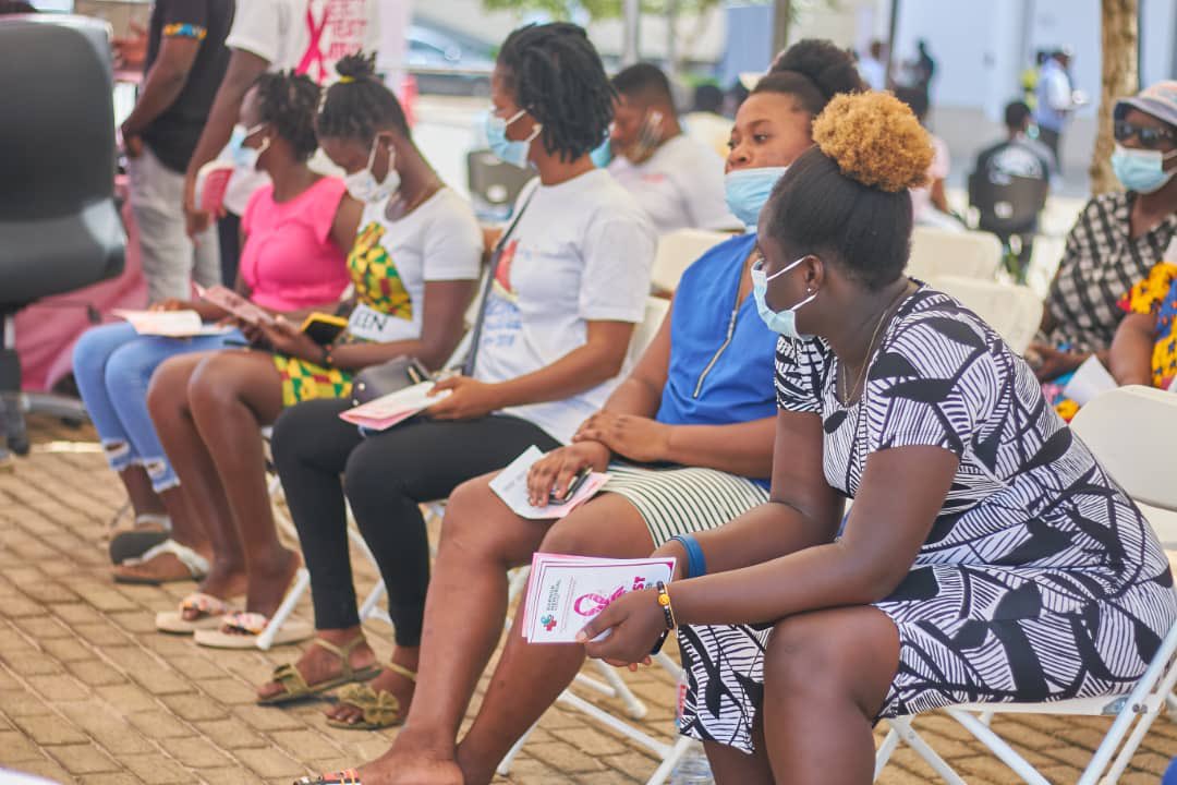 KobbyKyei_'s tweet photo. Free Breast Cancer Screening At the West Hills Mall Yesterday.

  Kobby Kyei News Partnered with @sonotechgh &amp; @pluzz899fm &amp; @westhillsmallgh 

#Blogger 
#breastcancerawarenessmonth https://t.co/IDpiOxr9SF