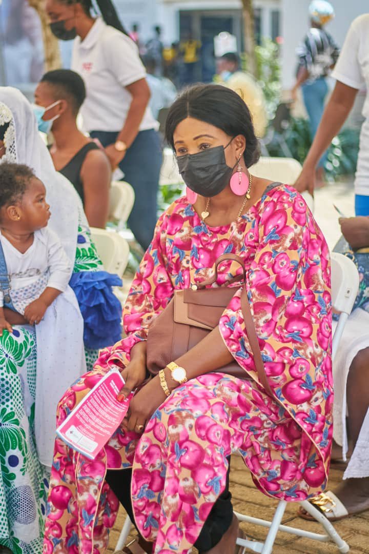 KobbyKyei_'s tweet photo. Free Breast Cancer Screening At the West Hills Mall Yesterday.

  Kobby Kyei News Partnered with @sonotechgh &amp; @pluzz899fm &amp; @westhillsmallgh 

#Blogger 
#breastcancerawarenessmonth https://t.co/2QGYqNZVy3