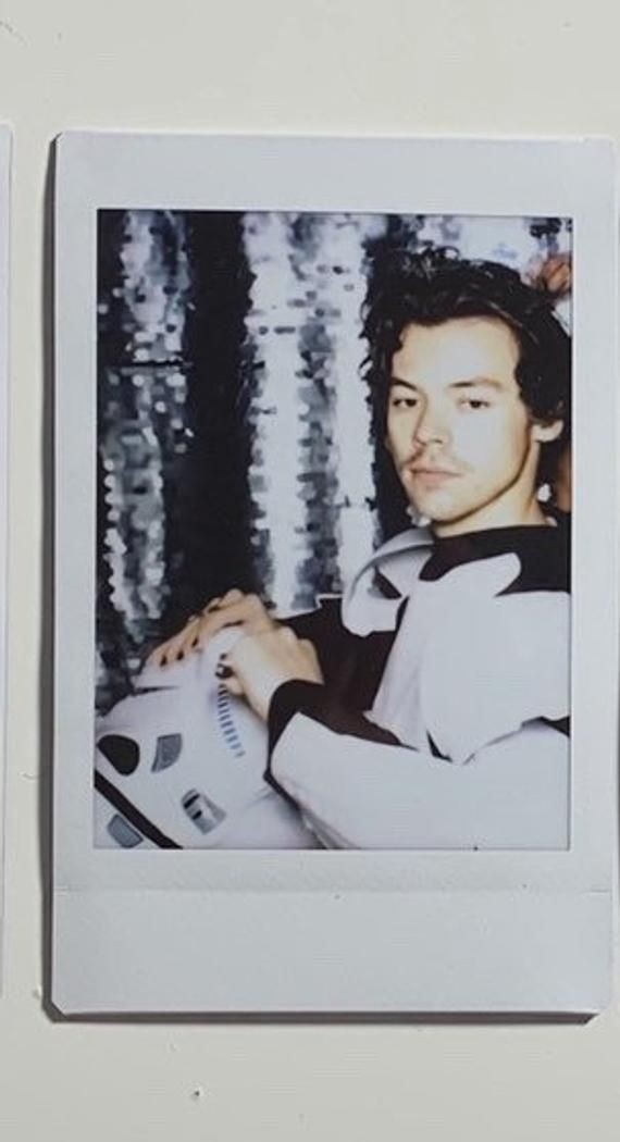 hslt_____'s tweet photo. mi nene es tan lindo, no merece toda la mierda que le pasa, te amo Harry Styles! https://t.co/5XVKh4eOhs