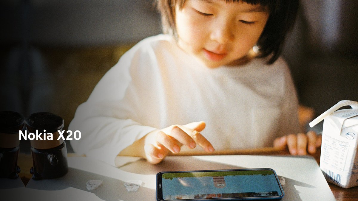 HMDdevices's tweet photo. With a 2-day battery life, the #NokiaX20 has enough juice to keep the kids entertained for hours.

Just long enough for you to recharge your batteries 🔋

#LoveItTrustItKeepIt https://t.co/cKtnCwROir