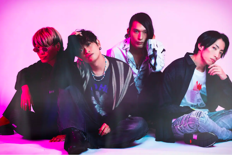 realsoundjp's tweet photo. 【🎁フォロー＆RTでサイン入りチェキプレゼント🎁】

THE ORAL CIGARETTES、信頼できる仲間とクリエイトする喜び　「今まで以上にロックシーンを守っていく」

🎵YouTubeのチャンネル登録も🎵
https://t.co/MZLmXDwrNl

#THEORALCIGARETTES #オーラル_MG
https://t.co/hBgjKkAf3l https://t.co/ppU7EXeeDc