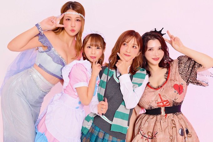 1 pic. Halloween shooting was a lot of fun with beauty girls!!????????
????????????????????????????????????????????????????????
