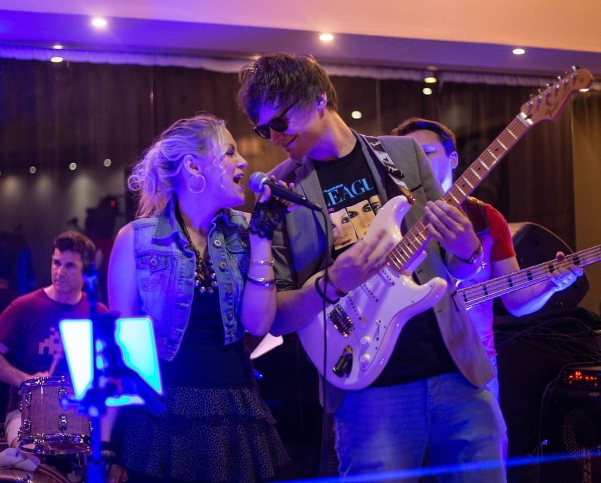 PavilionClacton's tweet photo. Weekends are for getting musical down at Armstrong's Bar &amp; Restaurant – call on 01255 688819 to book a table and enjoy live entertainment from a variety of acts…

#restaurant #livemusic #entertainment #foodie #dineout #datenight #clactononsea #essex https://t.co/w9Q34KPe94