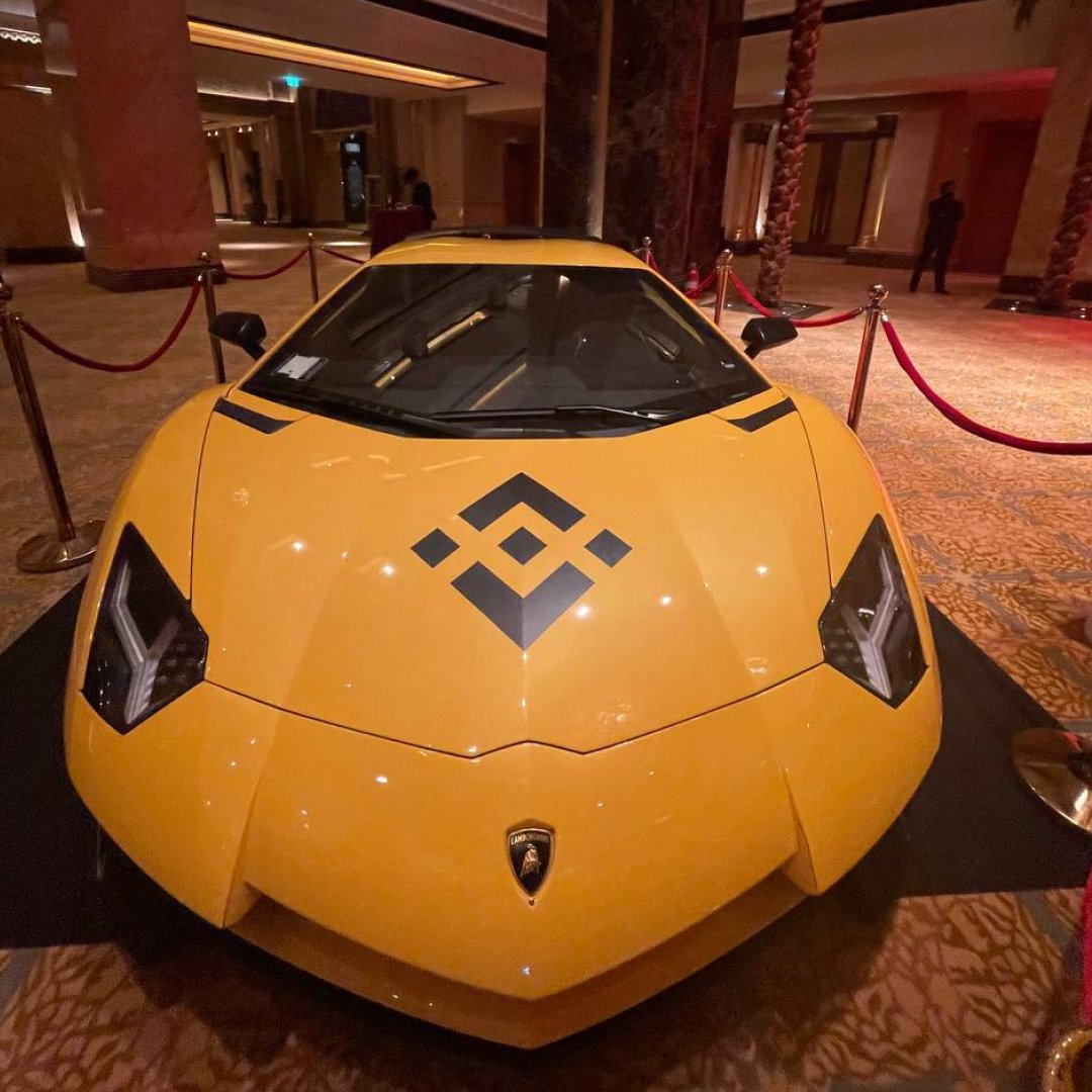 binance's tweet photo. Spotted in Dubai.

#Binance https://t.co/bYhI9l23pW