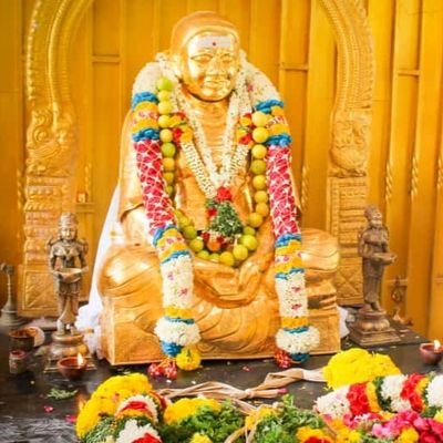 thevar_anu's tweet photo. சாதிக்கப் பிறந்த எங்கள் 
தங்கத்தை முக்குலத்தின் 
சாதிக்கே உரிமையாக்கி 
தனிமைபடுத்த வேண்டாம்..!! 

போதிக்க பிறந்து - ஊரின் 
புத்தியை திறந்து - தீய 
ஆதிக்கம் ஒழித்த தேவர் 
அனைவருக்கும் சொந்தமே..!!

இனிய #தேவர்ஜெயந்தி வாழ்த்துக்கள்..💐💐💐 https://t.co/LhrIvcBVOI