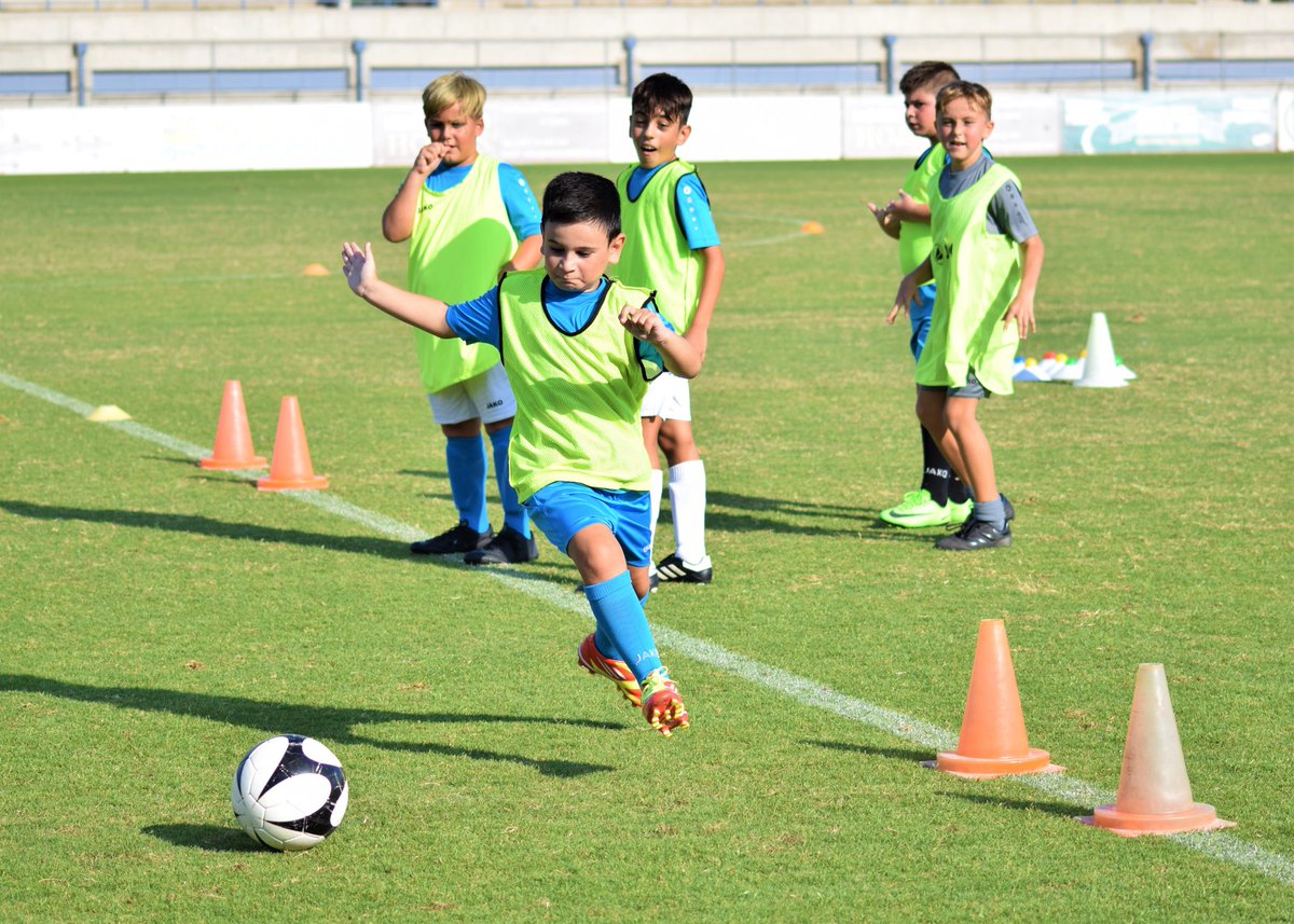 pafosfcofficial's tweet photo. ⚽️ Grassroots championships start today! We would like to wish to all small and young footballers good luck and lots of fun, because football is something more than a game, it is fun and healthy way of living!
#pafosfc #wearepafos #pafosmou #our_future #pafosfc_academy https://t.co/eGxBlQcDru