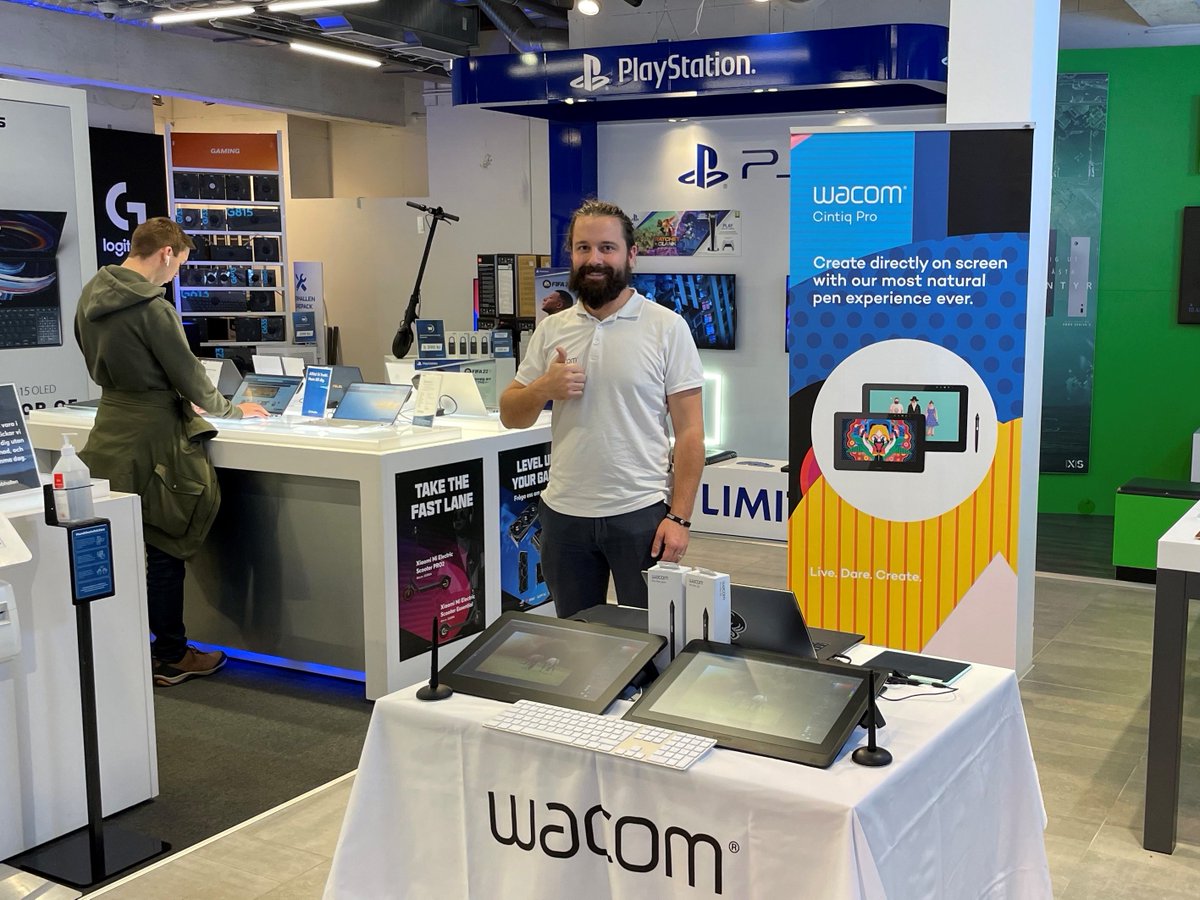 Sväng förbi vår butik i Täby idag om du vill lära dig mer om Wacom och deras produkter! Johan står redo på plats att ta emot er! <a href="/wacom/">Wacom</a> <a href="/tabycentrum/">Täby Centrum</a>
