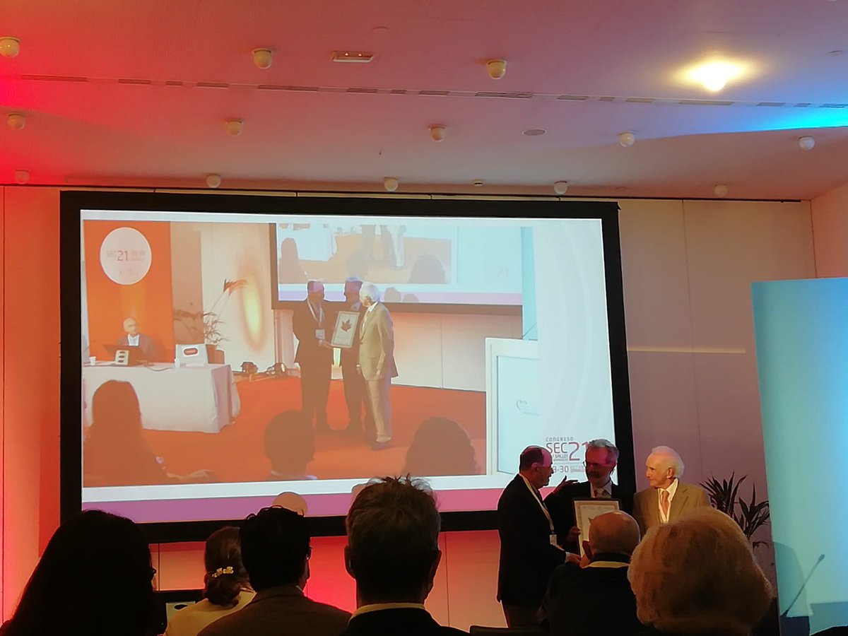 Cardiología HUVM (@cardiologiahuvm) on Twitter photo Premio al humanismo.
Galardón médico Hipocratico concedido a nuestro compañero, maestro y amigo, Juan Carlos García Rubira en #sec2021 <a href="/secardiologia/">Soc Esp Cardiología</a>
Pocas veces una mención fue tan merecida.
<a href="/jcgrubira/">Juan C Garcia R</a>
Orgullosos de tenerte en <a href="/CardiologiaHUVM/">Cardiología HUVM</a> de <a href="/HUVMacarena/">Hospital Virgen Macarena</a> Premio al humanismo.
Galardón médico Hipocratico concedido a nuestro compañero, maestro y amigo, Juan Carlos García Rubira en #sec2021 <a href="/secardiologia/">Soc Esp Cardiología</a>
Pocas veces una mención fue tan merecida.
<a href="/jcgrubira/">Juan C Garcia R</a>
Orgullosos de tenerte en <a href="/CardiologiaHUVM/">Cardiología HUVM</a> de <a href="/HUVMacarena/">Hospital Virgen Macarena</a>