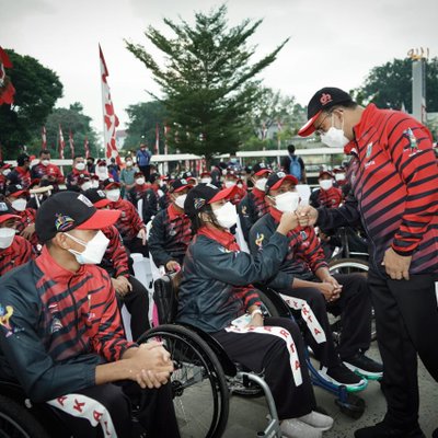 Anies Rasyid Baswedan | Sudah #VaksinDulu's Photo