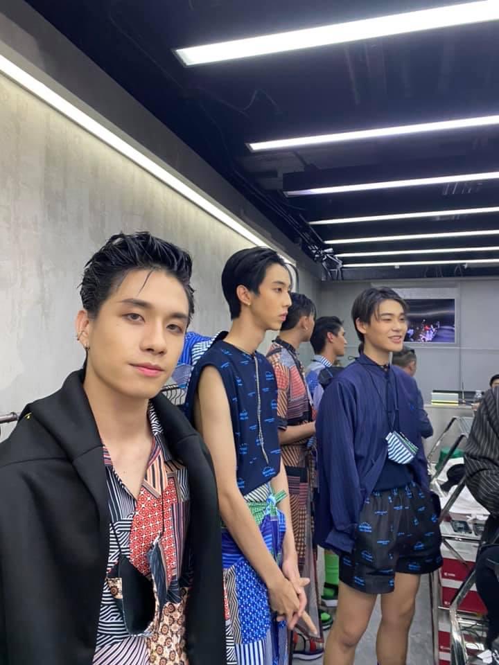 ANTHRNX13's tweet photo. 🖤🖤🖤 #qdesignandplay #nathadej #wwintm #prompayy https://t.co/3UELzghR9Z