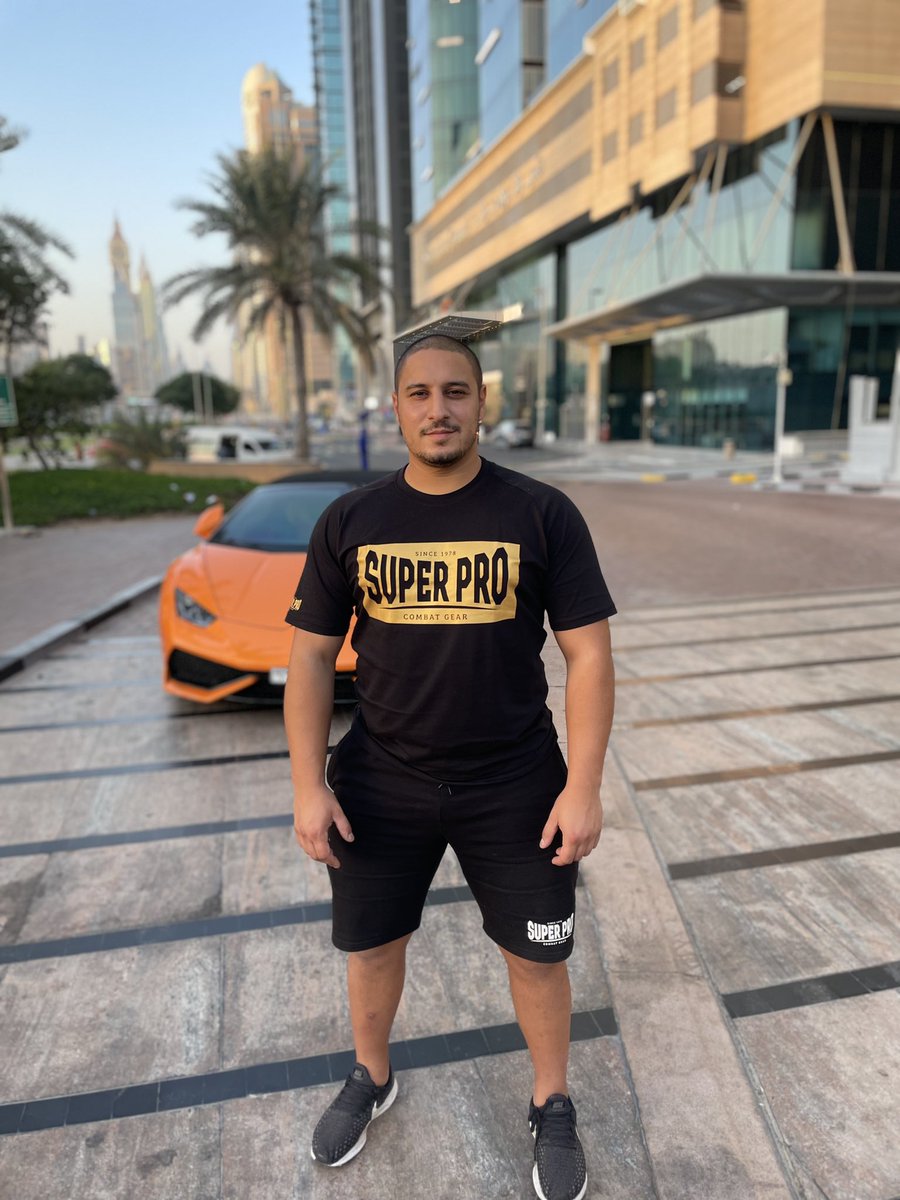 GhassenEfta's tweet photo. It’s fight week in #Dubai 🇦🇪🔥 D-3 for #SuperKombat and we are more than ready ! #ValonTeam #UAE https://t.co/yF2pp7cXvh