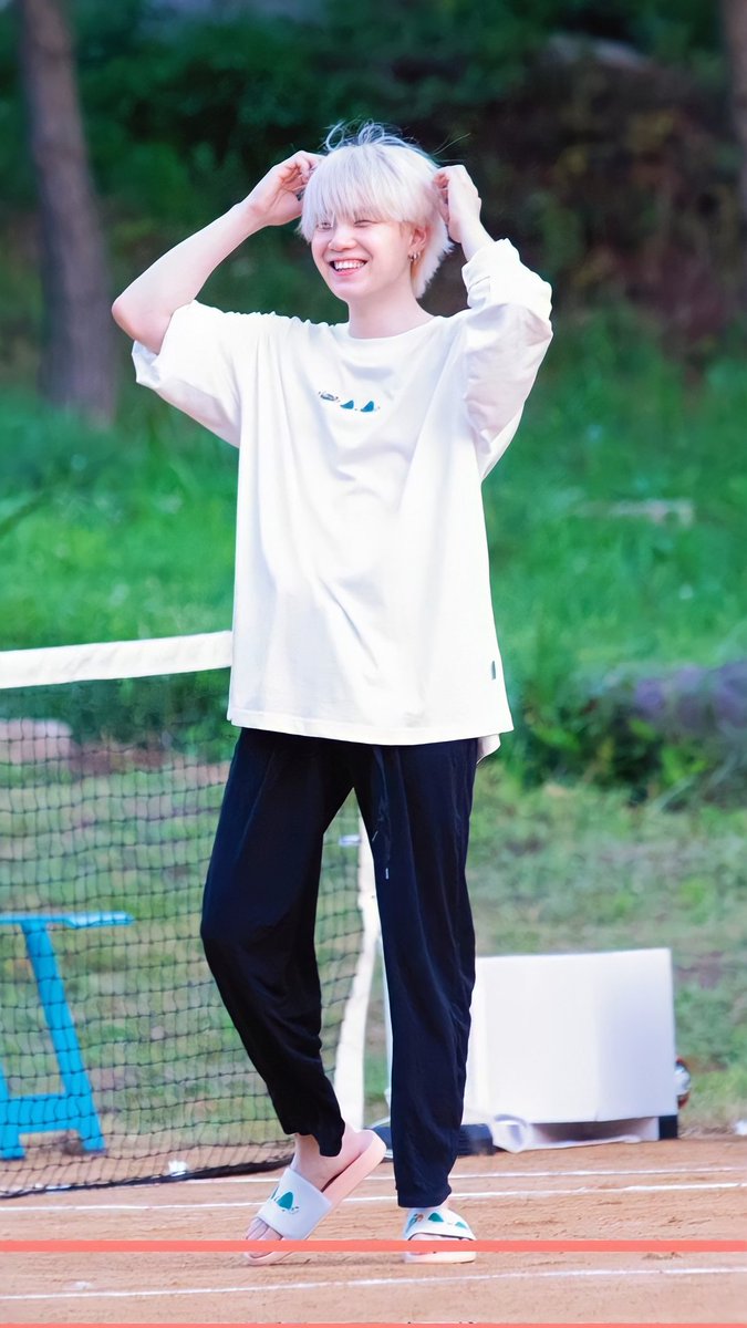 FC7Go8eVQAkYxnA?format=jpg