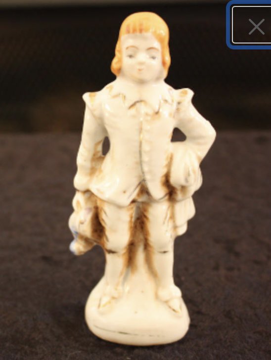 emmasattic98's tweet photo. Vintage Porcelain Made In Occupied Japan Victorian Figurine by EmmasAtticTreasures https://t.co/fcPU3vFnhF via @Etsy #Figurine #Porcelain #VictoriaStyle #MadeInOccupiedJapan https://t.co/AOzKIP2meP