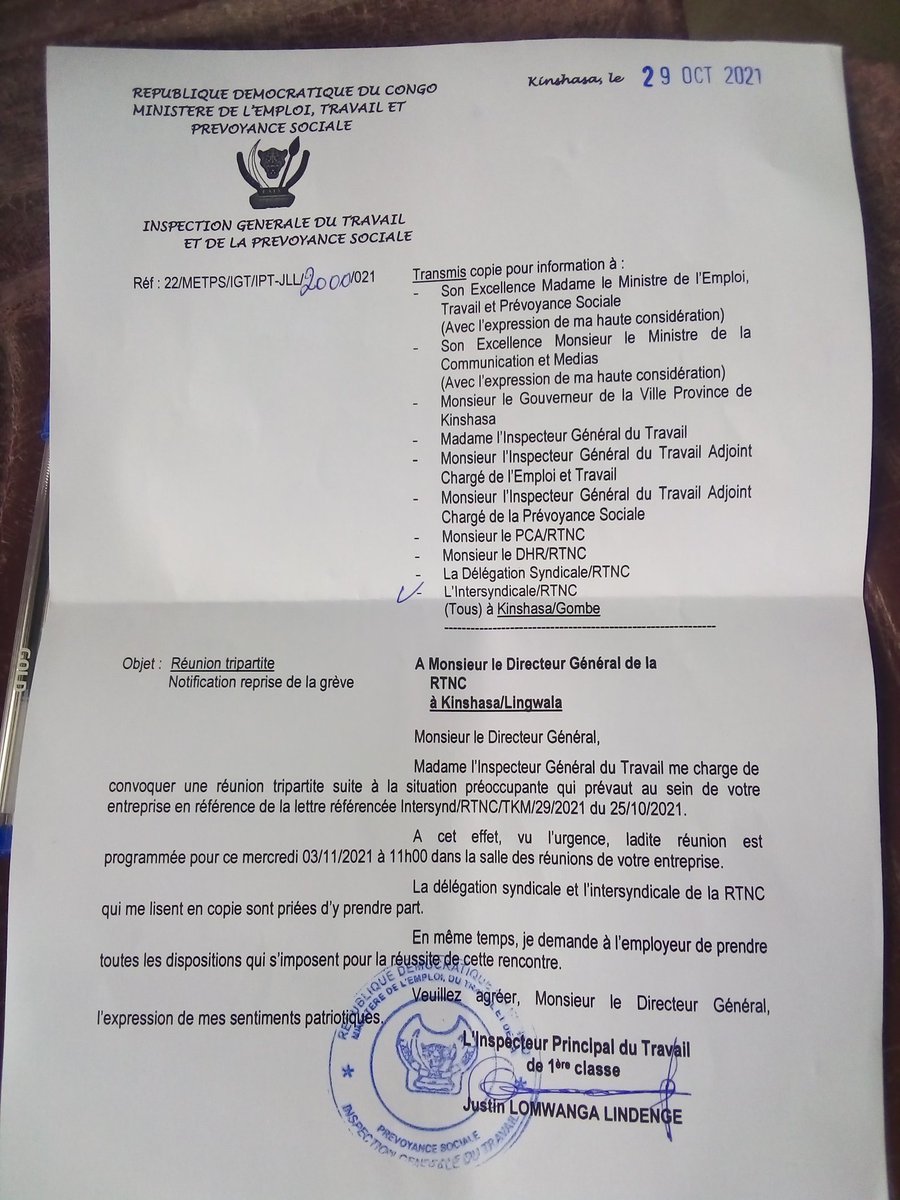 Plusieurs grèves ont lieu actuellement en RDC  pour défendre les salaires, l’emploi et les conditions de travail comme : Urbanisme et Habitat, Santé EPST, Rtnc.
Grèves de plusieurs semaines.
Les grévistes ont besoin de soutien, chaque geste de solidarité, même minime, compte !