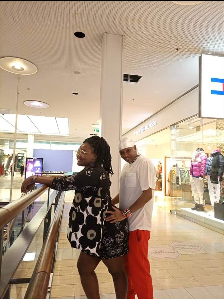 GrammoSuspect's tweet photo. A love story like no other ,in form of music videos . #TimekaSuspect
Episode 1 #Wima
Episode 2 #Mangable
https://t.co/lzHXL23Vgu https://t.co/oph0CzyGM2