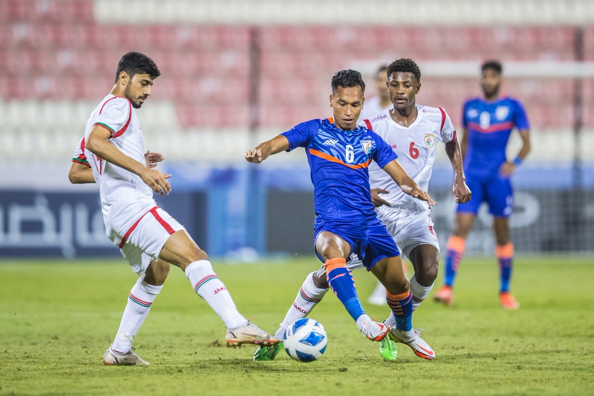 eastbengal_fc's tweet photo. 🚨MATCHDAY🚨

It's the BIG one for our young Blues. 

The 🇮🇳U-23 team take on the Kyrgyz Republic 🇰🇬 in the AFC U-23 Asian Cup Qualifiers tonight in Fujairah, UAE.

Time to #BackTheBlue 💙

⏳ 10 PM IST 🕙

📸: @IndianFootball 
 
#INDKGZ ⚔️ #AFCU23 🏆 https://t.co/Oan3FYQBVK