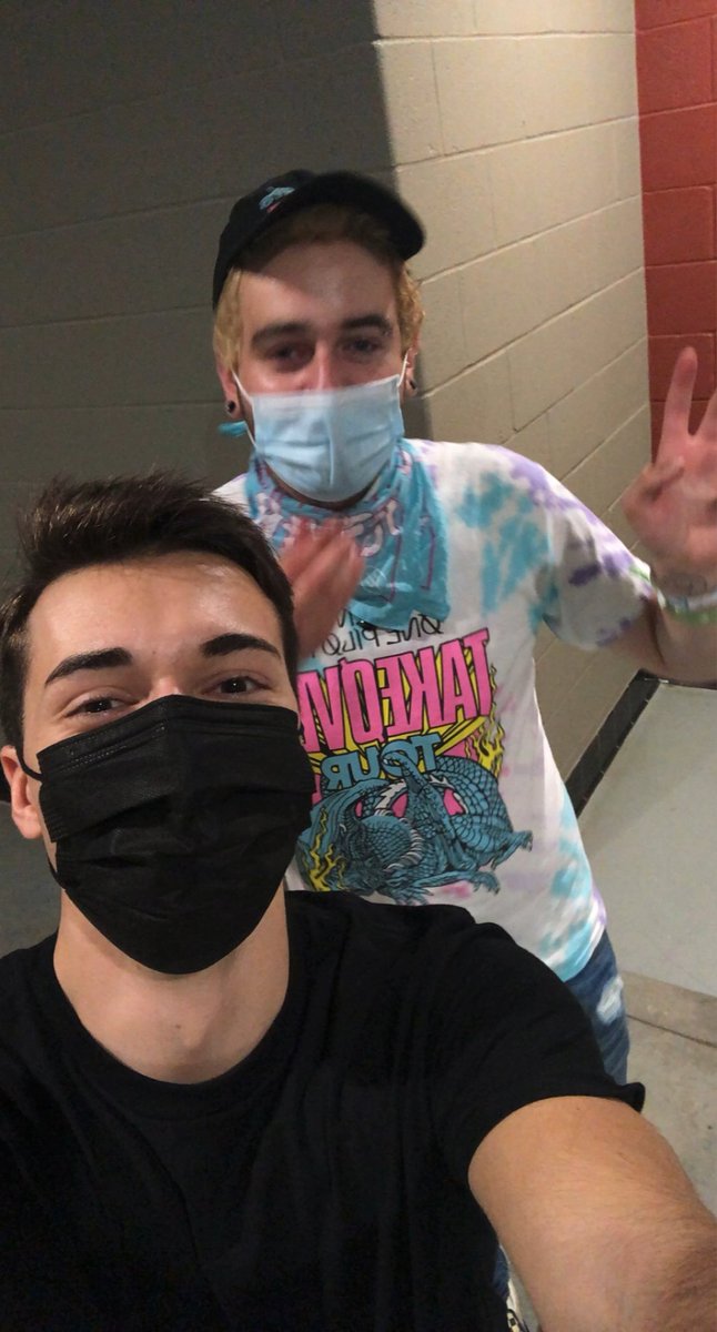 dirtydirtycrmes's tweet photo. We look good here https://t.co/fo1jq3SuEZ