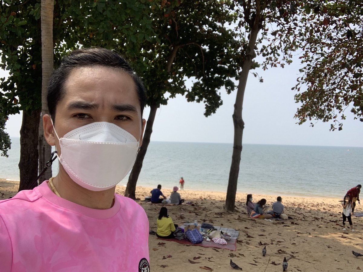 ManitWinai's tweet photo. #หาดจอมเทียน #ตีจนไม้หัก #naichiangmai #รถนำเที่ยว ☎️0947319799 https://t.co/s7KkEJDpdy