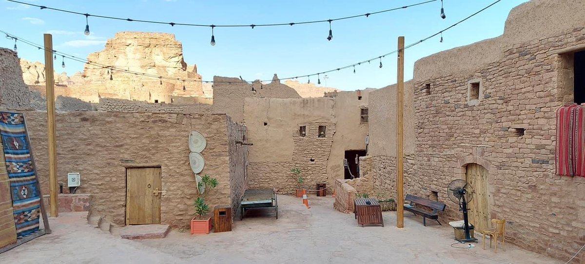 oranaise's tweet photo. I promised to send another #NameThePlace, @DZCalling.
These three photos are all from the same region. It’s not easy finding photos you cannot reverse image.
Best of luck in #NameThePlace! 😉
cc: @HippieFlying @Myra_LAL @MEKBENZ @tiaret @Sofiane1070 @ex_rine @aminocide https://t.co/A3NlRFoxnp