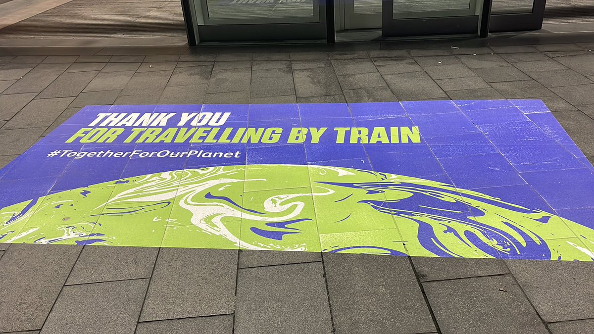 Maksefulu's tweet photo. Pre #COP26 work has come to a close here in London. Now off to Glasgow! https://t.co/svsg1GaxsB