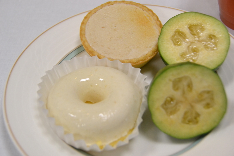 日本将棋連盟モバイル 将棋連盟ライブ中継 ツイッター告知担当 Shogilive 吟 新つた 竜王戦第３局 藤井聡太三冠 豊島将之竜王戦 １日目午後のおやつは 両者 フェイジョアタルトとフェイジョア生ドーナツ 飲み物は豊島竜王が