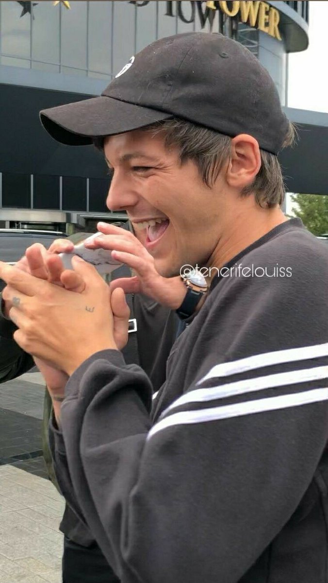 shawn.ft1D_yeta tweet media