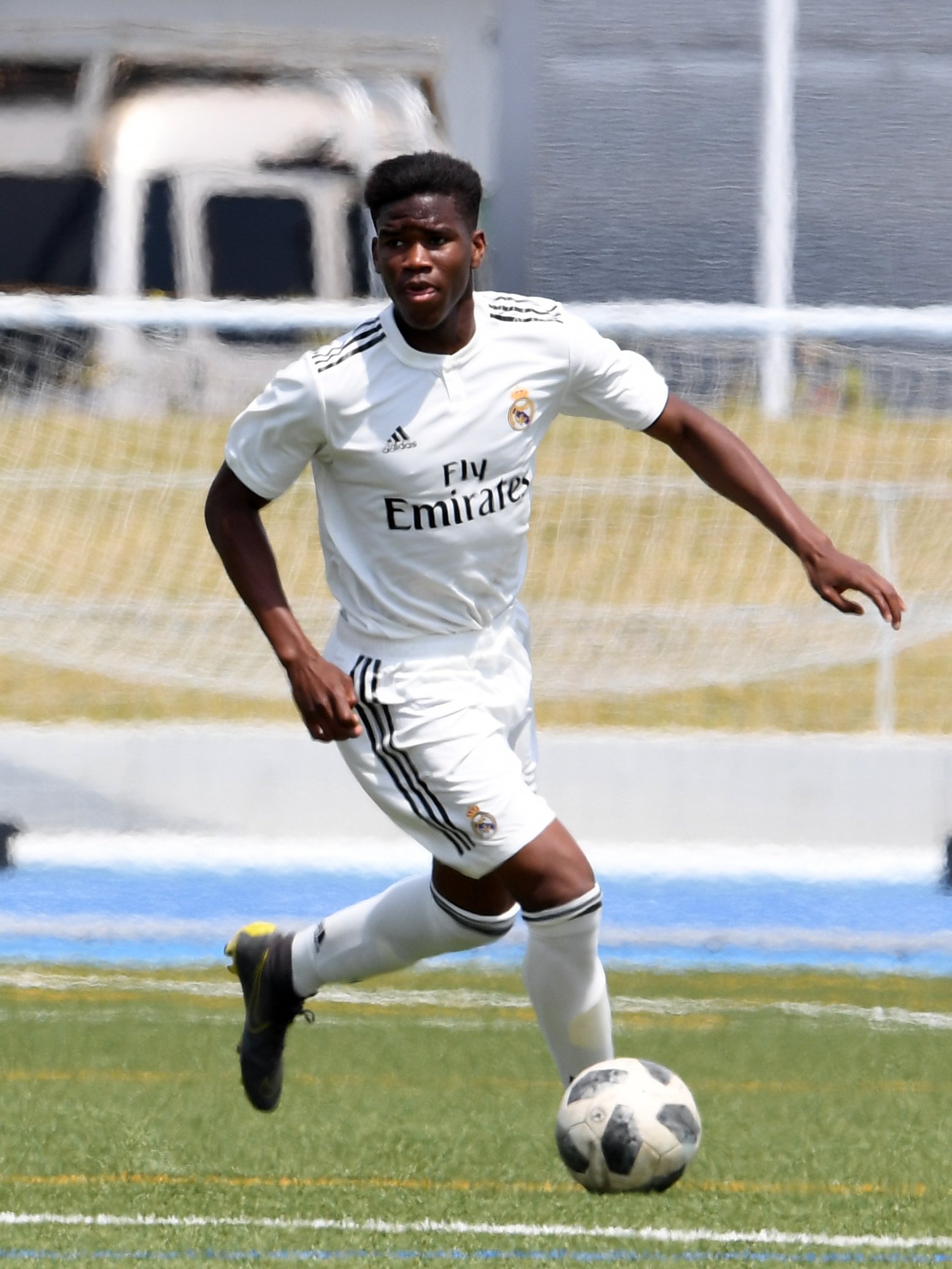 Manchester United are scouting Marvelous Antolin Garzon amidst his eye-catching performances with Real Madrid's academy and U-19 side. (Twitter/ The Man United Show)