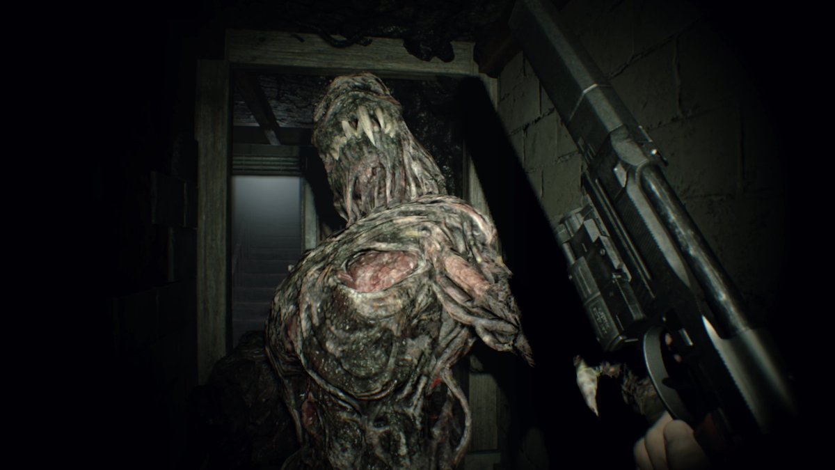 Dedminter's tweet photo. #RESIDENTEVIL7biohazard #XboxShare https://t.co/AU8TBqxgwO