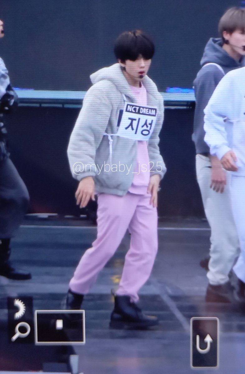 mybaby_js25's tweet photo. 211030 순천 #지성
지성이 넘 오랜만이야 .. 🥺 https://t.co/o3TdAJLRwv