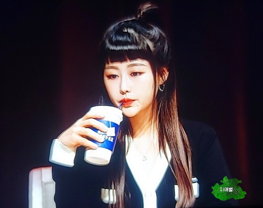 지애별💖 tweet media