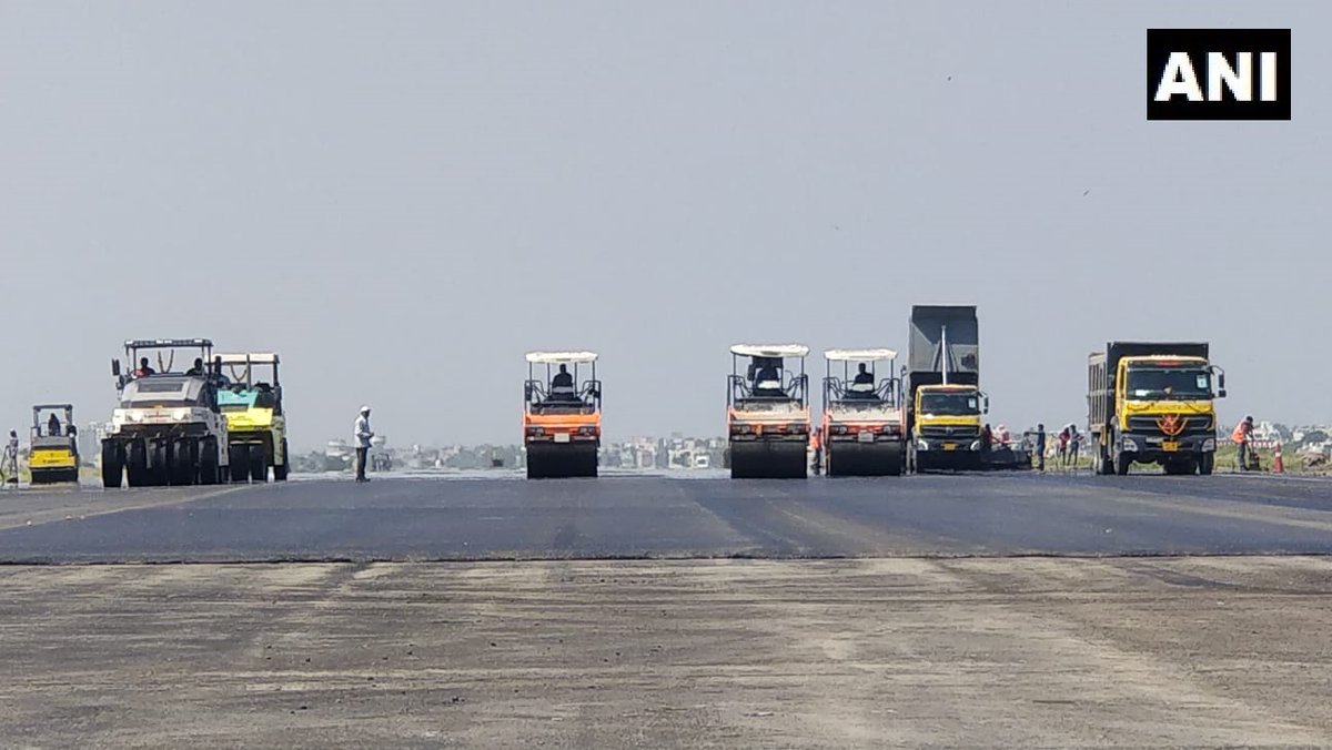 ANI's tweet photo. The Military Engineering Services (MES) has completed the resurfacing of a portion of the runway at the Pune Airport in record time of 14 days. Earlier, such a work would take around 28-35 days. The flight operations  resumed today: MES officials https://t.co/RJllRC1o1m