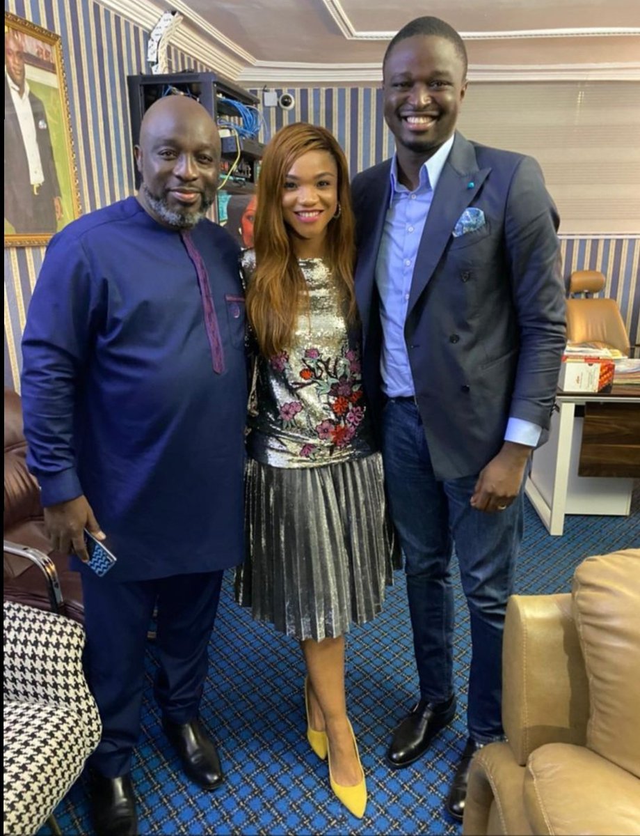Recevez un souhait de joie et paix pour ce week-end de nos frères @lordlombo @josephmoussio et de notre soeur @adaehimoses  depuis le Cameroun 🇨🇲

QUE DIEU VOUS BÉNISSE🙏🏽
