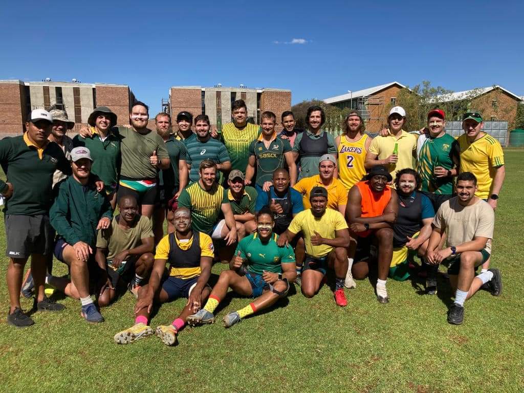 GriquasRugby's tweet photo. From Tafel Lager Griquas and the whole of the Northern Cape, good luck to the SA Cricket team today vs. Sri Lanka! #TafelLager #SixGunGrill #Nashua #Barzani #Klipdrift #OFM #Twizza #TsogoSun #Horseshoe #ChanbeLodge #Vermeulens #OxyBuddy #BananaskinZ #Leuko #TKSportsSA #NCTourism https://t.co/Q8sD8GPDJm