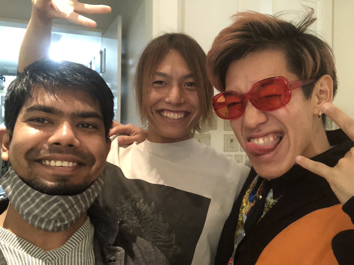 saidir8030's tweet photo. @波乗り道場
ZFの方々大変お疲れ様でございます。

最高の方々と出会いが出来て、自分のこれからのトレード人生に改めて色々考え直す事も気付き、楽しいお時間でした。 https://t.co/zWzOjf3HyY