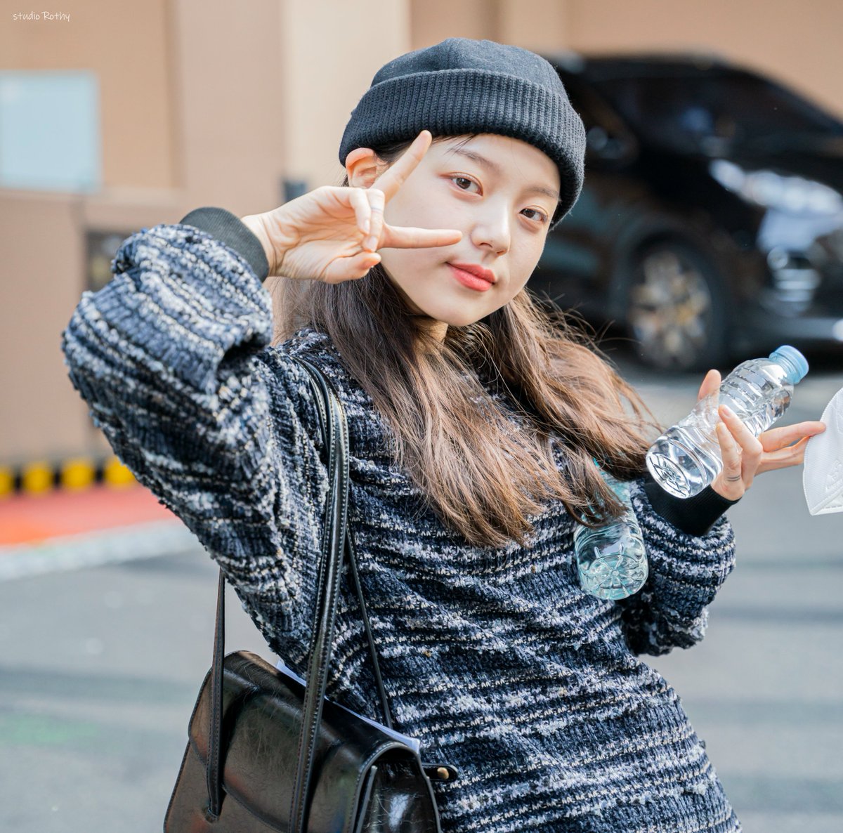 studio_Rothy's tweet photo. 211029 퇴근 

@Rothy_official

#로시 #Rothy https://t.co/lEfQEZmnoi