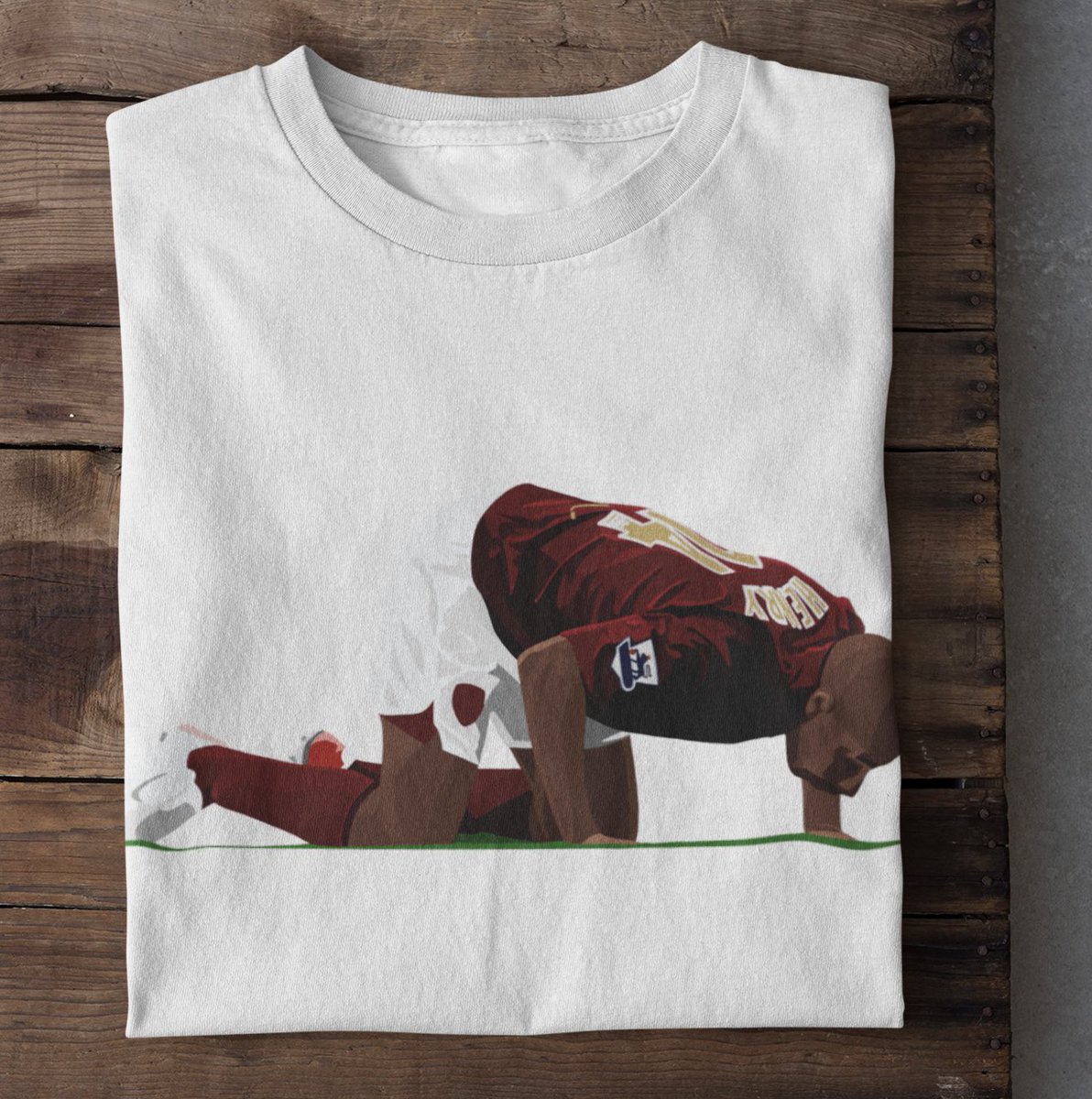 🤩Match Day Competition 🤩

If Arsenal beat Leicester today, one lucky follower will win their choice of Thierry Henry Tee!

🔴 RT
🔴 Follow 

etsy.me/30Syr0V