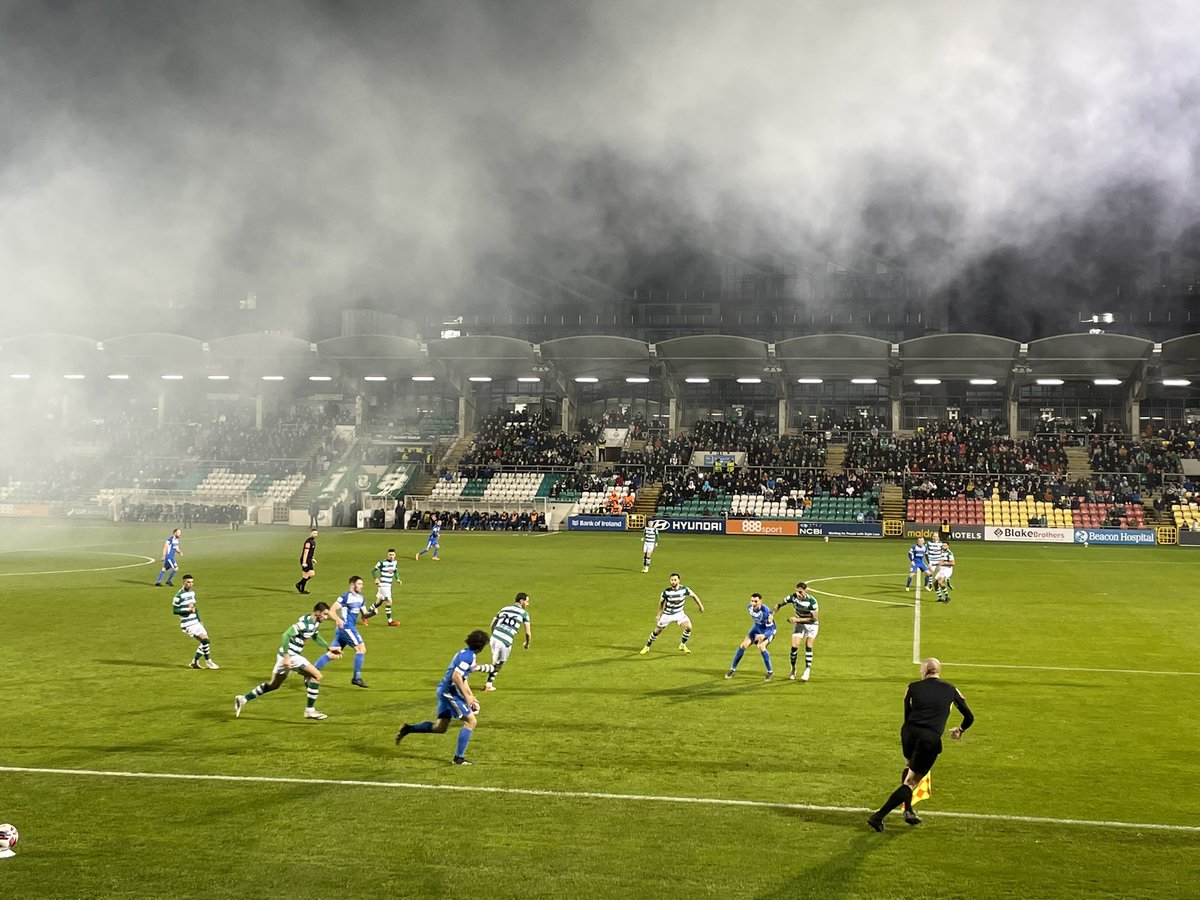 ddbn_ie's tweet photo. Great show of support in Tallaght last night by travelling and Dublin supporters incl. @ddbn_ie members. Hard luck @FinnHarpsFC. Hoops deserved champions. Big thanks to @TommyMartinVM & Stephen Kenny for pre-match reception. Super Harps presentation by @Townland1👏 #supportharps https://t.co/FvMYXJwx9n