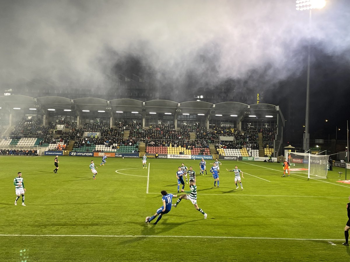 ddbn_ie's tweet photo. Great show of support in Tallaght last night by travelling and Dublin supporters incl. @ddbn_ie members. Hard luck @FinnHarpsFC. Hoops deserved champions. Big thanks to @TommyMartinVM & Stephen Kenny for pre-match reception. Super Harps presentation by @Townland1👏 #supportharps https://t.co/FvMYXJwx9n