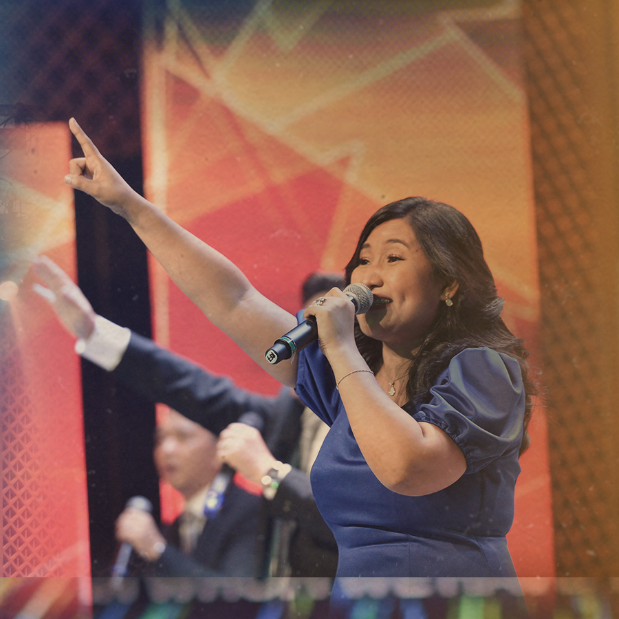 JILWorldwide's tweet photo. We believe that it is such a wonderful sight in heaven to see us all united in praise and worship wherever we are in the world today. In songs and hymns, there is a united declaration: "We are victors. We are conquerors." 

Jesus Is Lord
JIL43
#GodsTriumphantHope https://t.co/VwTgRVf0Zx