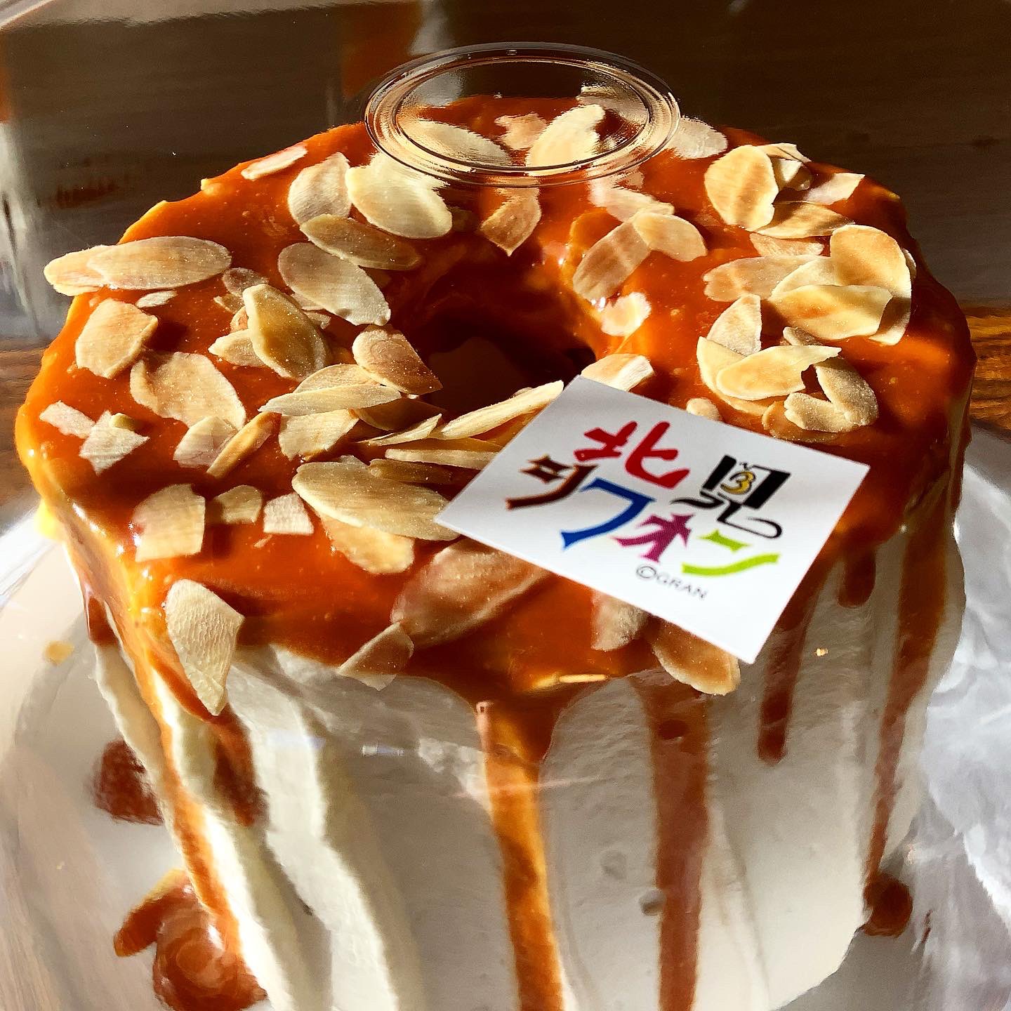 Sweetsfactory Gran スイーツファクトリー グラン 本日の北見シフォンをご紹介 プレーン 抹茶 紅茶 をホールとカット用意 人気の 生キャラメルシフォン もあります ふわふわのシフォンケーキをご賞味ください 10 30 土 31 日 は