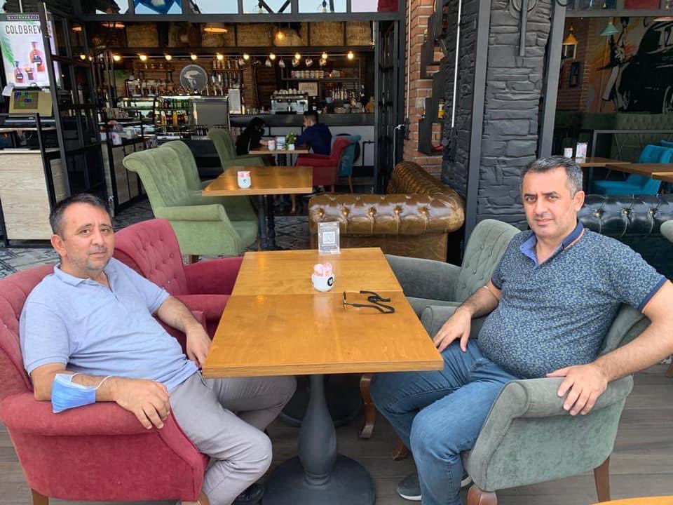 powonsayhan's tweet photo. #Mudanya’da Hasan Bey’i ziyaret ettim.
Güncel konular üzerinde sohbet ettik.
Hasan Bey’e misafirperverliği için teşekkür ederim.
#Powons Güvenlik Teknolojileri A.Ş. –
#AyhanÖZDEMİR https://t.co/HVT1tQbCWU
