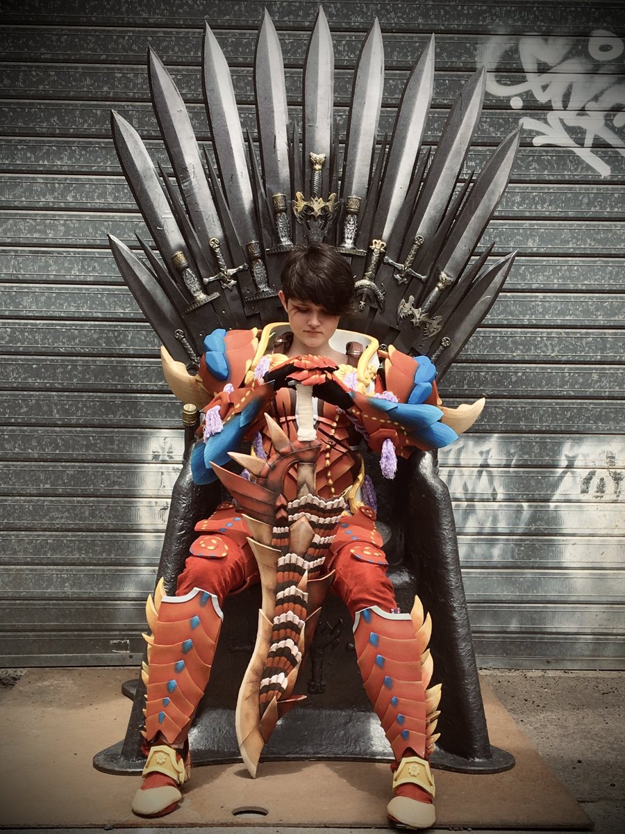 TC_Cosplay tweet media