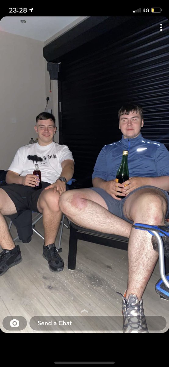 leesamp51186155's tweet photo. Happy birthday ma man hope it’s a belter see u tonight for a bottle @CharliePat_14 https://t.co/ZcuPBnrmIe