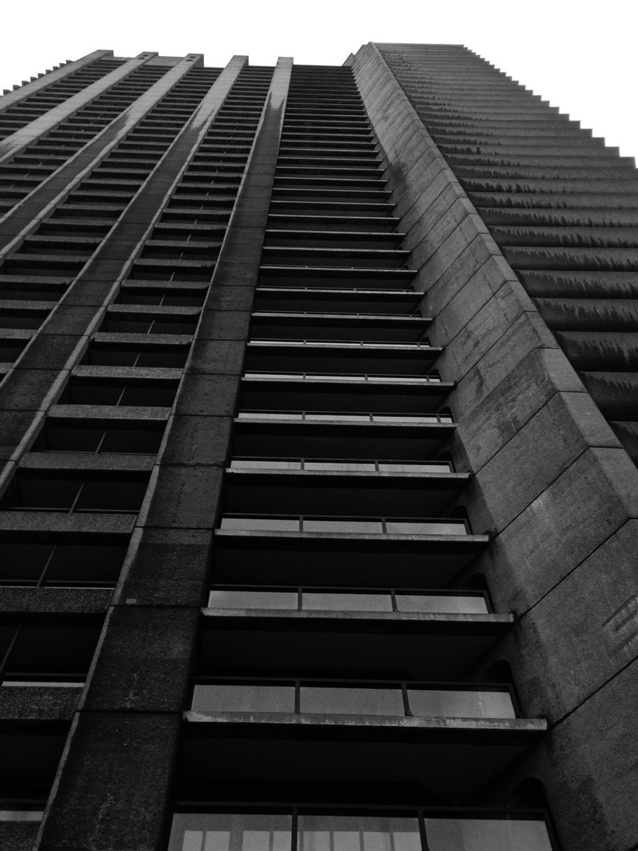 archillect's tweet photo. https://t.co/5ZKgM0BDjK
