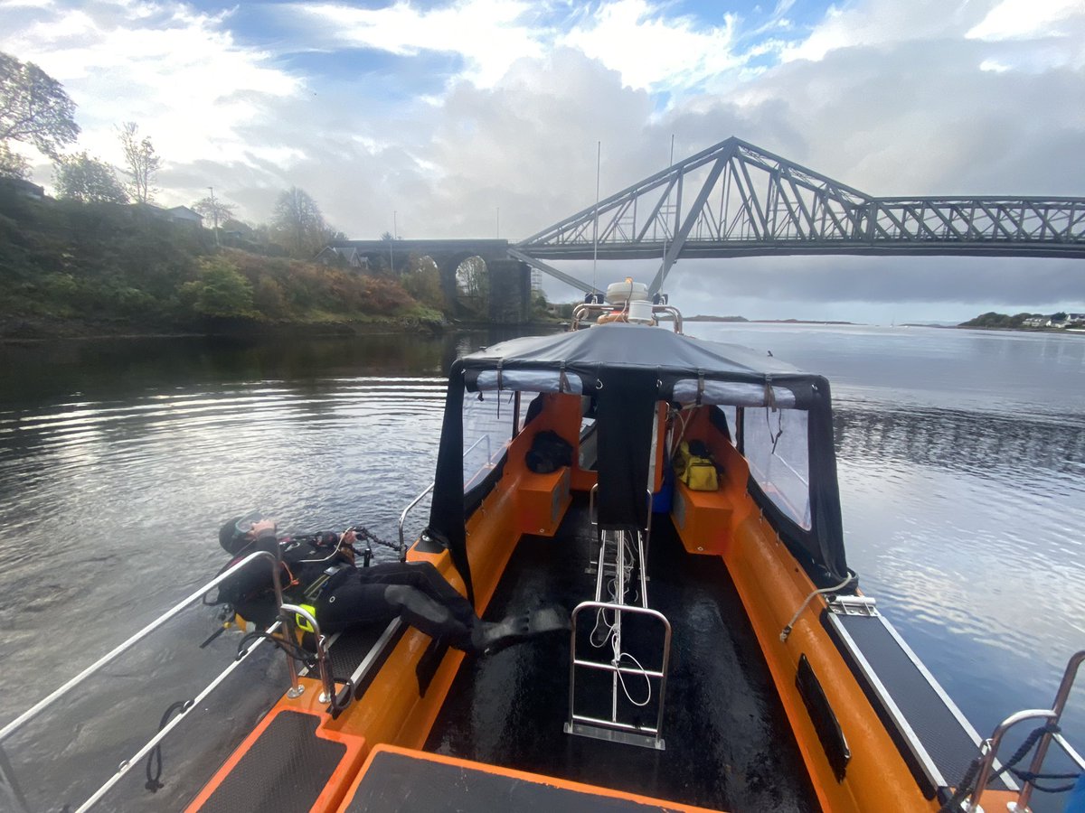 BaskingSharkSco's tweet photo. Lovely calm conditions for #scubadiving on the #fallsoflora near #oban! We only dive it on very small tides and at slack water but the constant water flow means every surface is covered in marine life! https://t.co/pr2wzZmW50
