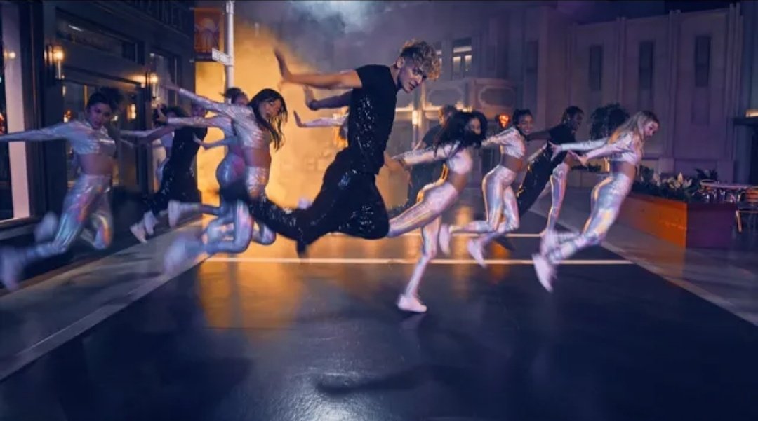 HeyoonOnline's tweet image. NÃO ESTÁVAMOS PREPARADOS! O  clipe de Future Me já está disponível no YouTube. STEAM!

🔗 youtu.be/BHFzRjpUh9g

HEYOON JEONG KOREA&apos;S PRIDE
#NowUnitedAtWorldisOne