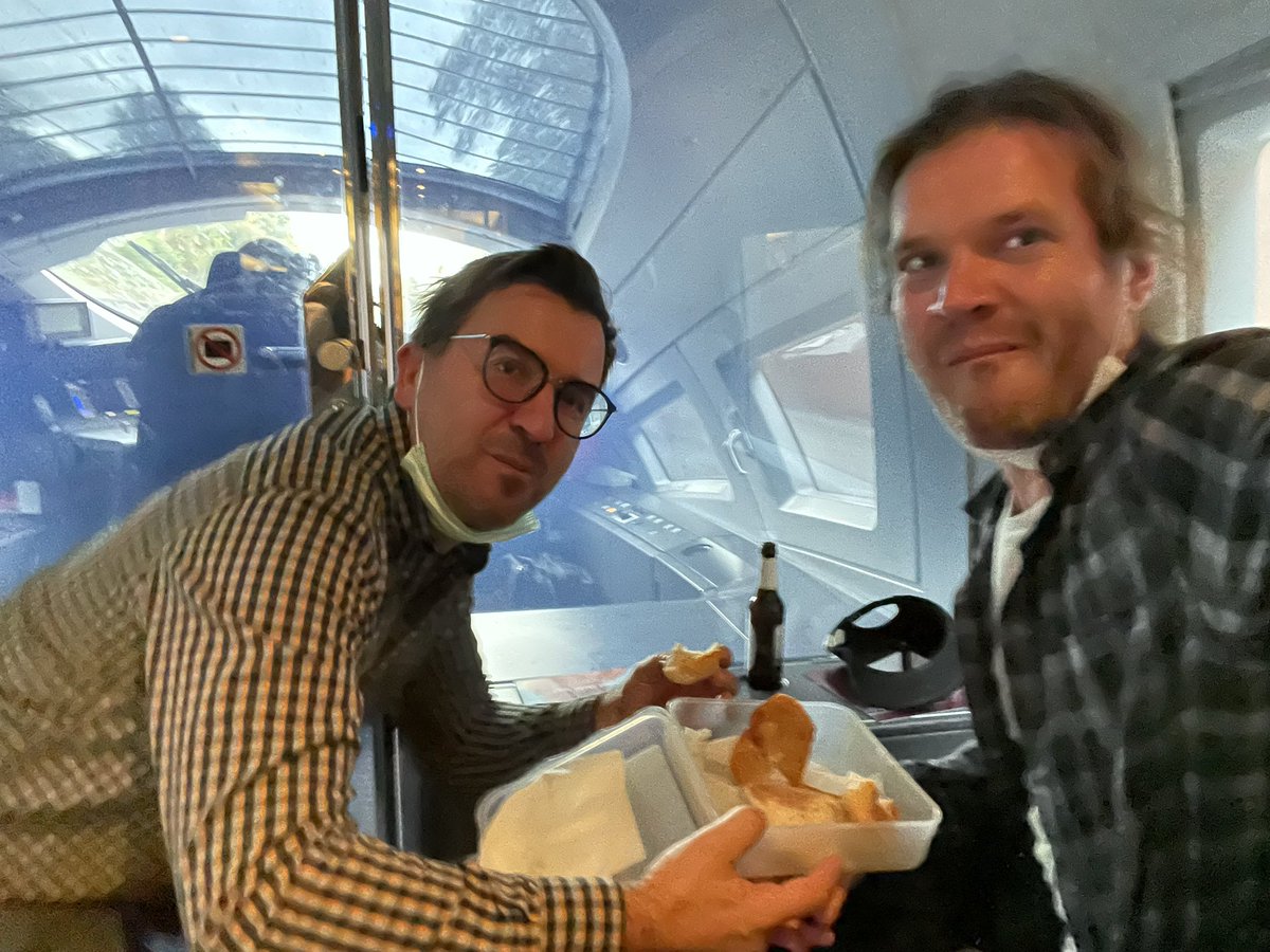 Slovenia in UK tweet media