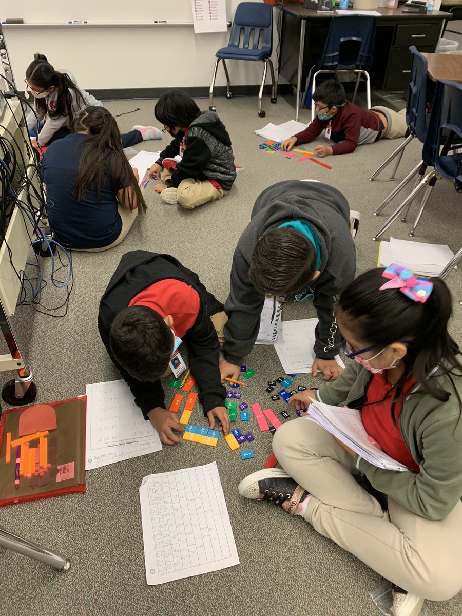 Mrrodriguez3rd's tweet image. I’m so proud of my 4th grade Math students showing different strategies on how to compare and order fractions! @KennedyCougs #Bethechange