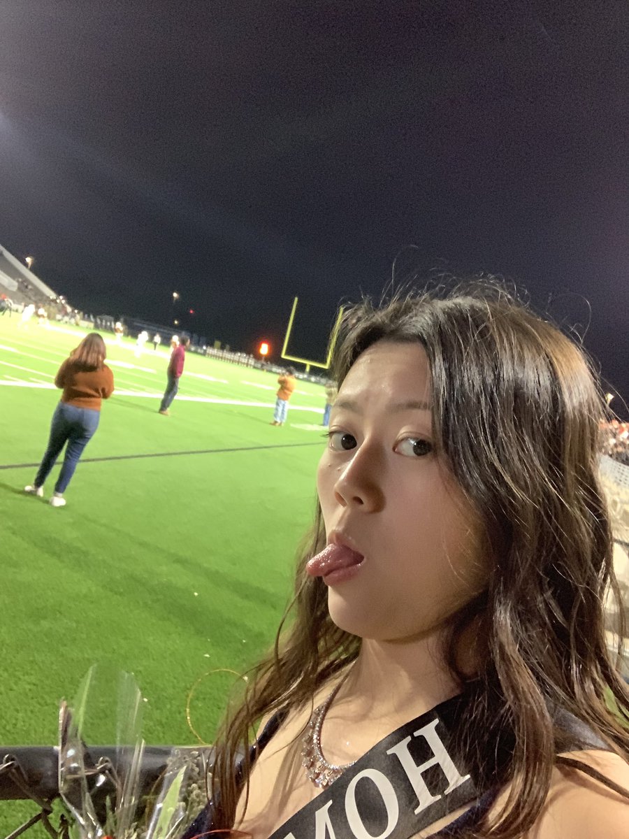 ashleypham27's tweet photo. cant believe the joke went this far😁 #DOBIEISD #hoco21 https://t.co/RL4QQYiMIC