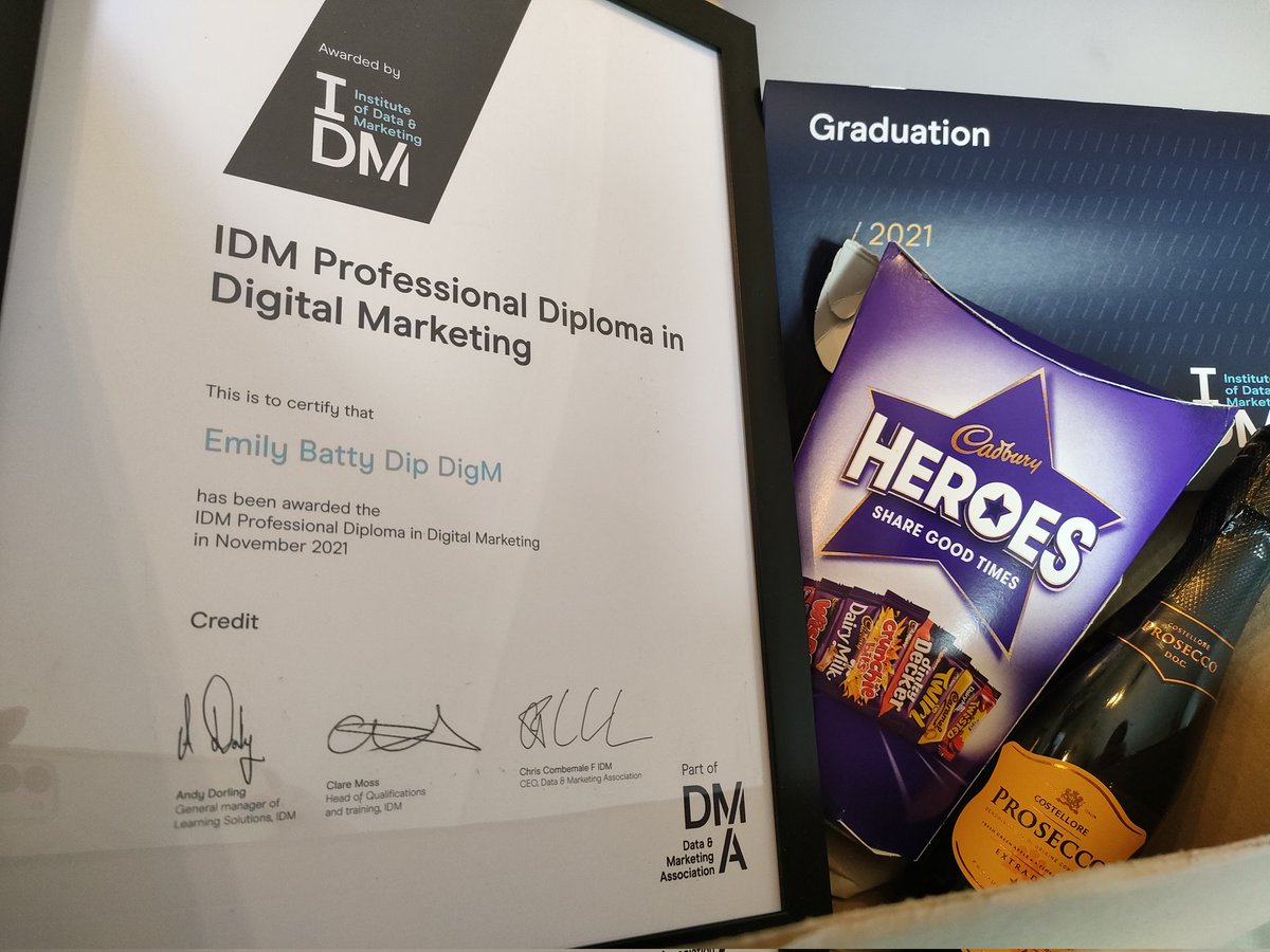 Adventuring_Bat's tweet photo. Graduation isn't for a few weeks but what a lovely touch from @theidm
I never even framed my degree 😅
#AlwaysLearning #FurtherEducation #HardWon https://t.co/i7BaDazIwE
